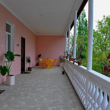 Sofia Guest House Kutaissi Exterior foto