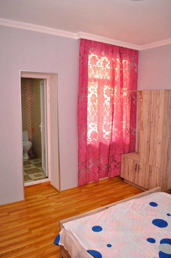 Sofia Guest House Kutaissi Exterior foto